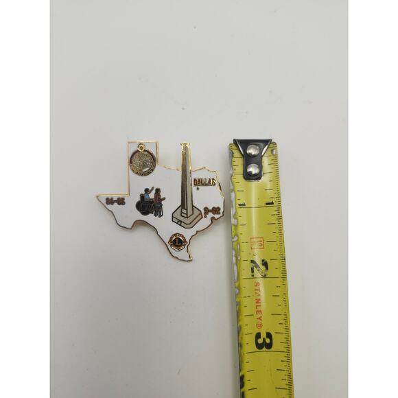 Vtg 1984-85 Lions Club Small Pin Texas Dallas 2-S2 Reunion Tower Enamel Lapel - Picture 4 of 4